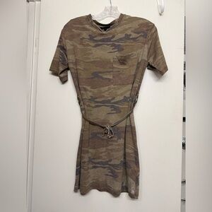 Topshop Camo T-Shirt Dress with Waist Tie – Size US 4